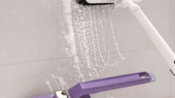 Multi-Angle Cleaning Brush
